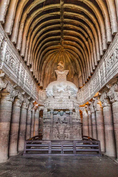 Chaitya 祈祷厅 26号洞穴 在印度马哈拉施特拉邦Ajanta的悬崖上雕刻 — 图库照片