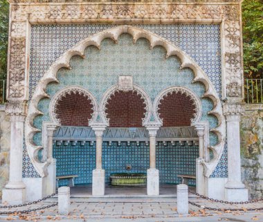 Portekiz, Sintra 'da Fonte Mourisca çeşmesi