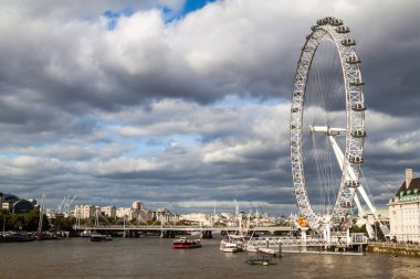 Thames Nehri ve Londra Gözü Londn, İngiltere