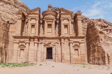 Ürdün 'deki Petra Manastırı (El-Deir)