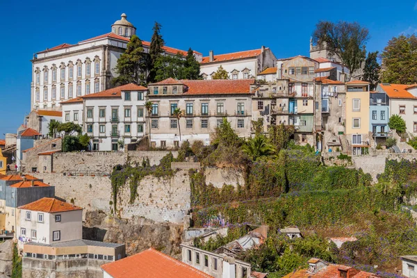 Portekiz Porto Nun Merkezindeki Dik Tepelerde Inşa Ediliyor — Stok fotoğraf