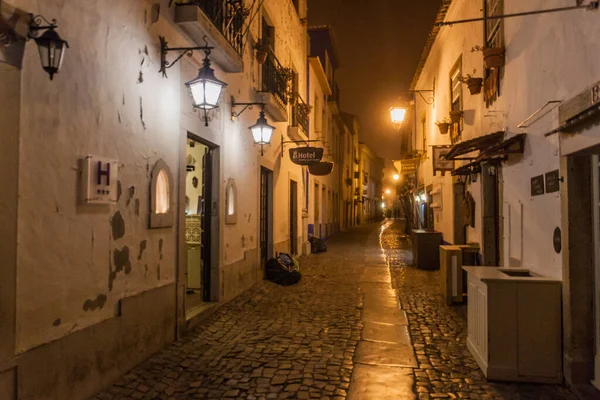 Obidos Portogallo Ottobre 2017 Vista Serale Una Stretta Strada Acciottolata — Foto Stock