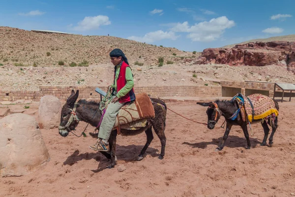 Petra Jordan March 2017 Local Donkey Rider Ancient City Petra — Stock Photo, Image