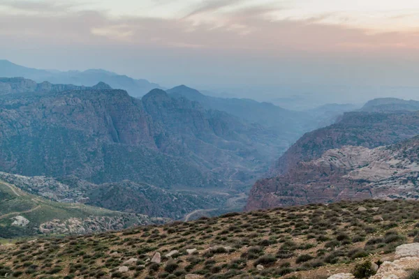 约旦Dana生物圈保护区Wadi Dana峡谷日落 — 图库照片