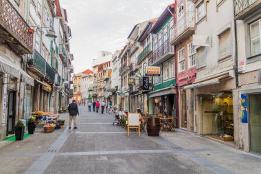 Braga, Portekiz - 15 Ekim 2017: Sao Marcos pedestran Caddesi, Braga, Portekiz