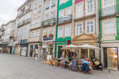 Braga, Portekiz - 15 Ekim 2017: Braga, Portekiz 'deki eski binalar