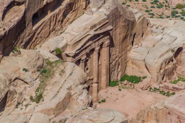 Antik şehir Petra 'da Romalı Askerlerin Mezarı, Ürdün