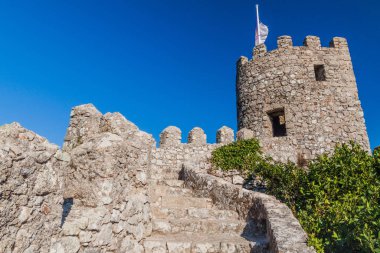 Portekiz, Sintra 'daki Castelo dos Mouros kalesinin surları