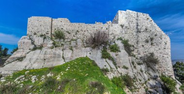 Ajloun, Ürdün 'deki Rabad kalesinin kalıntıları..