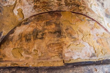 Kureyr Amra, Ürdün - 3 Nisan 2017: Doğu Ürdün 'deki çöl kalelerinden biri olan Kureyr Amra' daki Freskolar (bazen Quseir Amra veya Qasr Amra)