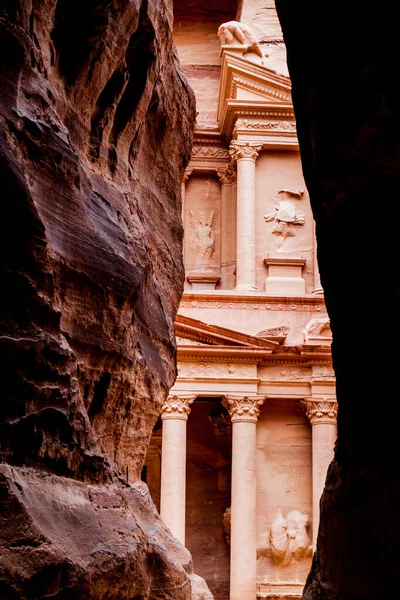 Utsikt Över Khazneh Templet Skattkammaren Den Antika Staden Petra Jordanien — Stockfoto