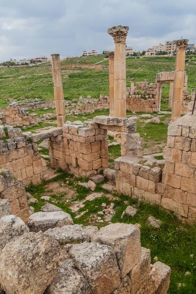 Ερείπια Μιας Εκκλησίας Στην Αρχαία Πόλη Jerash Ιορδανία — Φωτογραφία Αρχείου