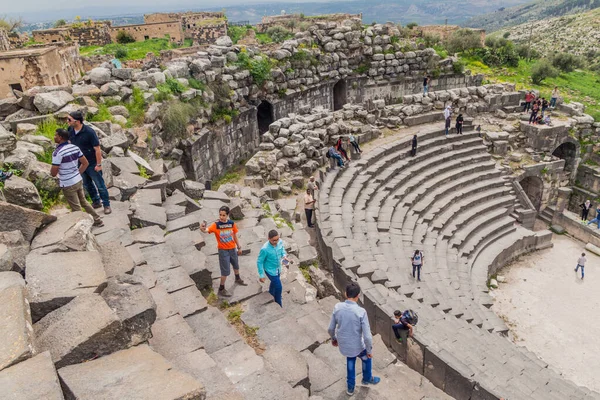 Umm Qais Jordanië Maart 2017 Toeristen Bezoeken Ruïnes Van Het — Stockfoto