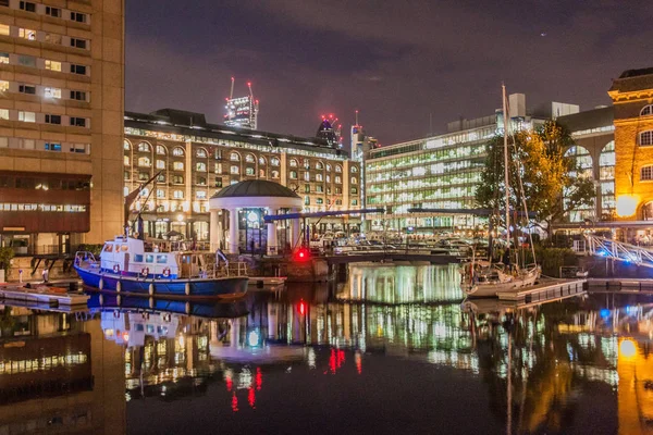 Nachtansicht Der Katharine Docks London Vereinigtes Königreich — Stockfoto