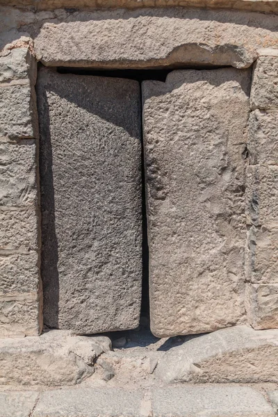 Каменная Дверь Каср Аль Азрак Голубая Крепость Крепость Расположенная Пустыне — стоковое фото
