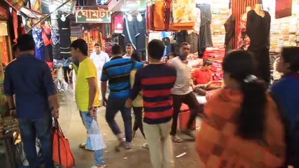 バングラデシュのボグラにあるチャンディ市場の人々. — ストック動画