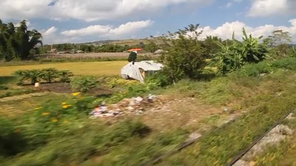 Train à proximité de Gokteik Gok Teik viaduc 