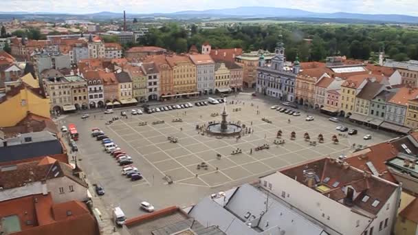 Вид с высоты птичьего полета на Отакар II. площадь в Ческе-Будеевице — стоковое видео