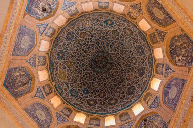 KONYE-URGENCH, TURKMENISTAN - 20 Nisan 2018: Konye-Urgench, Türkmenistan 'daki Turabeg Khanum Kompleksi (Anıtmezar) Cupola