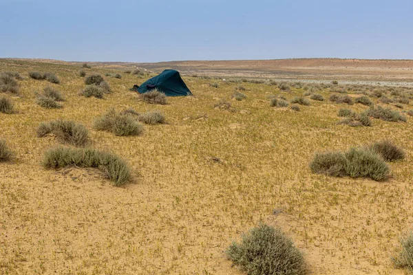 Tente Dans Désert Karakum Près Cratère Gaz Darvaza Derweze Porte — Photo
