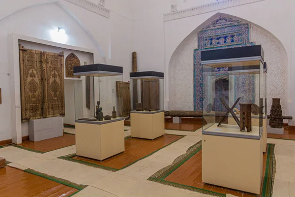 Khiva Uzbekistan エイプリル社2018年25日 ウズベキスタンの旧市街にある小さな博物館の内部 — ストック写真