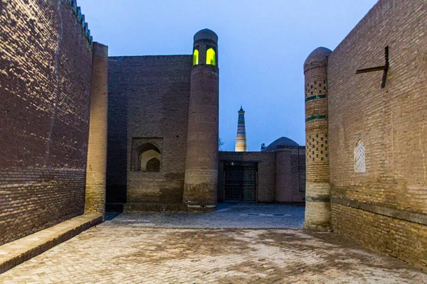 Özbekistan Eski Khiva Kentindeki Dar Sokaklar — Stok fotoğraf