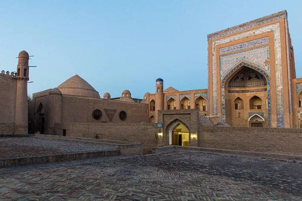 Allakuli Khan Madrassah Casco Antiguo Khiva Uzbekistán — Foto de Stock