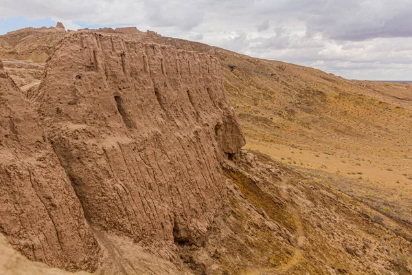 Özbekistan Kyzylkum Çölündeki Ayaz Qala Kalesinin Kalıntıları — Stok fotoğraf
