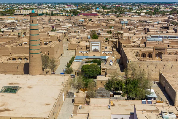 Vista Aérea Del Casco Antiguo Khiva Con Minarete Mezquita Juma —  Fotos de Stock