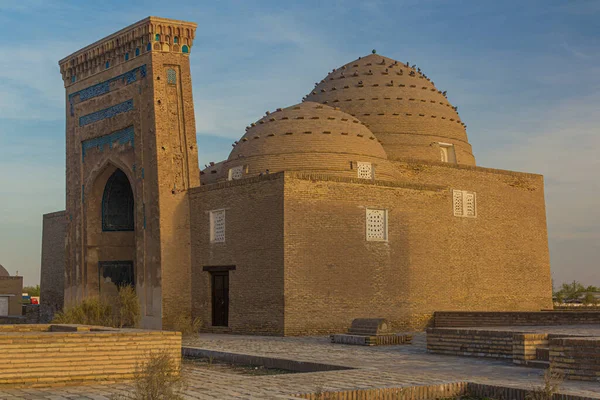 Mausoleo Nedjmeddin Kubra Najm Din Kubra Antiguo Konye Urgench Turkmenistán — Foto de Stock