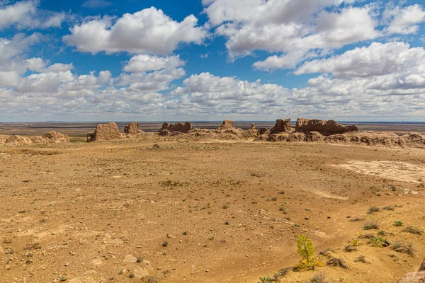 Aardse Muren Van Ayaz Qala Fort Kyzylkum Woestijn Oezbekistan — Stockfoto