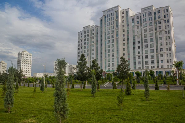 Türkmenistan Başkenti Ashgabat Mermer Kaplı Binalar — Stok fotoğraf