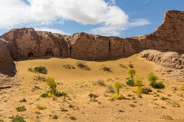 Erodované Hliněné Stěny Pevnosti Ayaz Qala Poušti Kyzylkum Uzbekistán — Stock fotografie