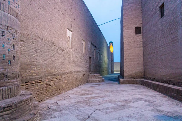Özbekistan Eski Khiva Kasabasında Dar Bir Sokak — Stok fotoğraf