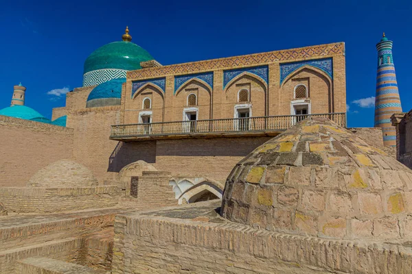 Mausoleo Pakhlavan Makhmoud Casco Antiguo Khiva Uzbekistán — Foto de Stock