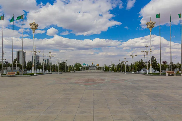 Dziesięcioletni Park Niepodległości Ashgabat Stolicy Turkmenistanu — Zdjęcie stockowe