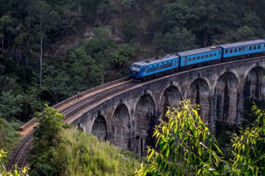 Tren bitti Demodara dokuz kemer Köprüsü, Sri Lanka