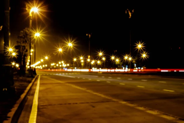 The light on the road at night — Stock Photo, Image