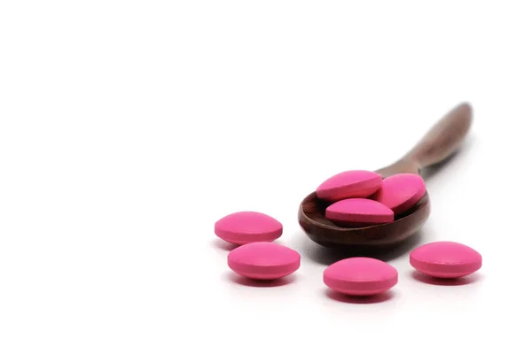 Sağlık Tıp Kavramı Için Beyaz Arka Plan Üzerinde Pembe Ibuprofen — Stok fotoğraf