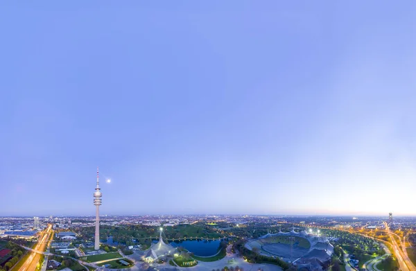 Parque Olímpico de noche, Múnich — Foto de Stock