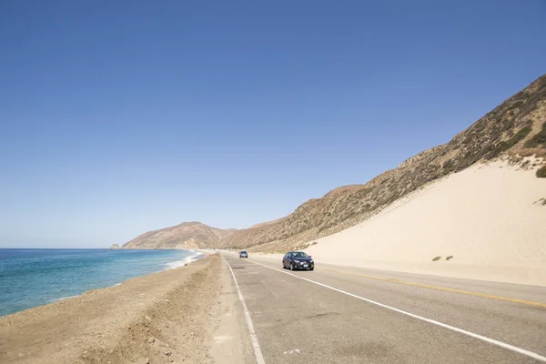 Tagesansicht Von Autos Auf Küstenstraße Malibu Kalifornien — Stockfoto