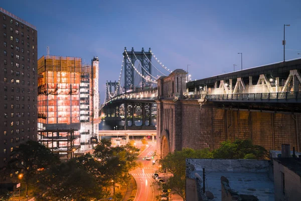 Stany Zjednoczone Ameryki New York City Gród Manhattan Bridge Oświetlony — Zdjęcie stockowe