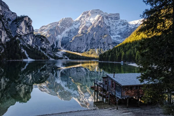 Itália Tirol Sul Boathouse Lago Braies — Fotografia de Stock