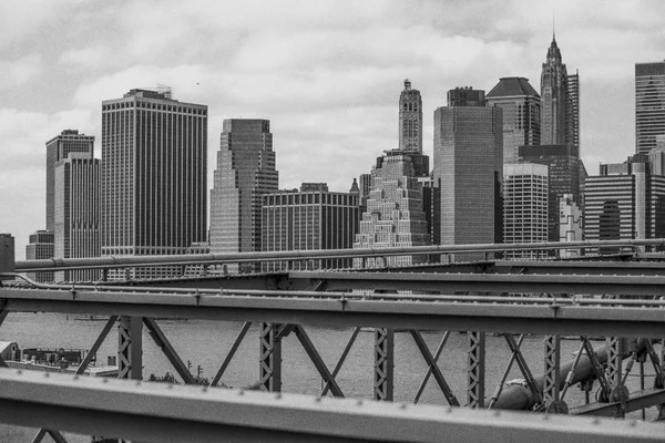 纽约市 从布鲁克林大桥到曼哈顿的看法 — 图库照片