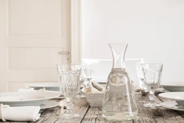 Water Carafe Empty Glasses Laid Table — Stock Photo, Image