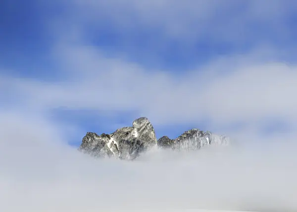 Grönland Schweizerland Bergstopp Nära Kulusuk Moln — Stockfoto