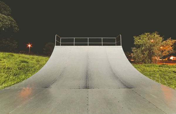 Španělsko Galicie Ferrol Skatepark Noci Venku — Stock fotografie