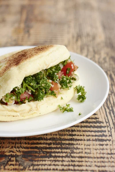Bazlama Turkish Flatbread Parsley Tabbouleh Salad — Stock Photo, Image