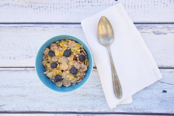 Glutenfree Musli Jagodami Misce Łyżka Ręcznik — Zdjęcie stockowe