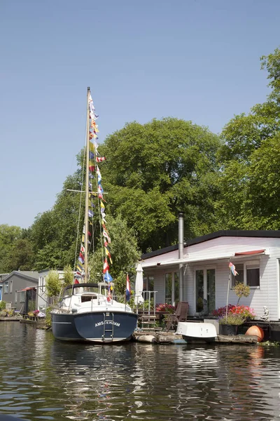 Países Bajos Amsterdam Vista Velero Casa Barco Canal Ciudad — Foto de Stock